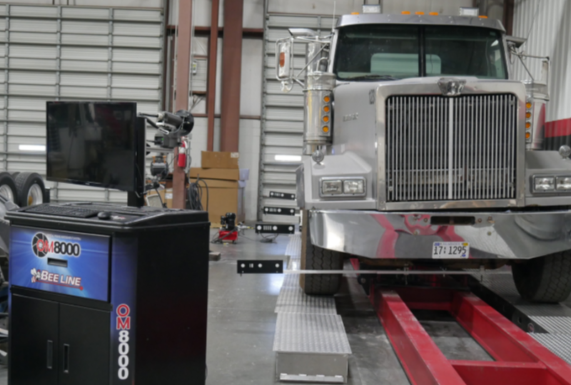HeavyDuty and Semi Truck Alignment Technology Birmingham Freightliner
