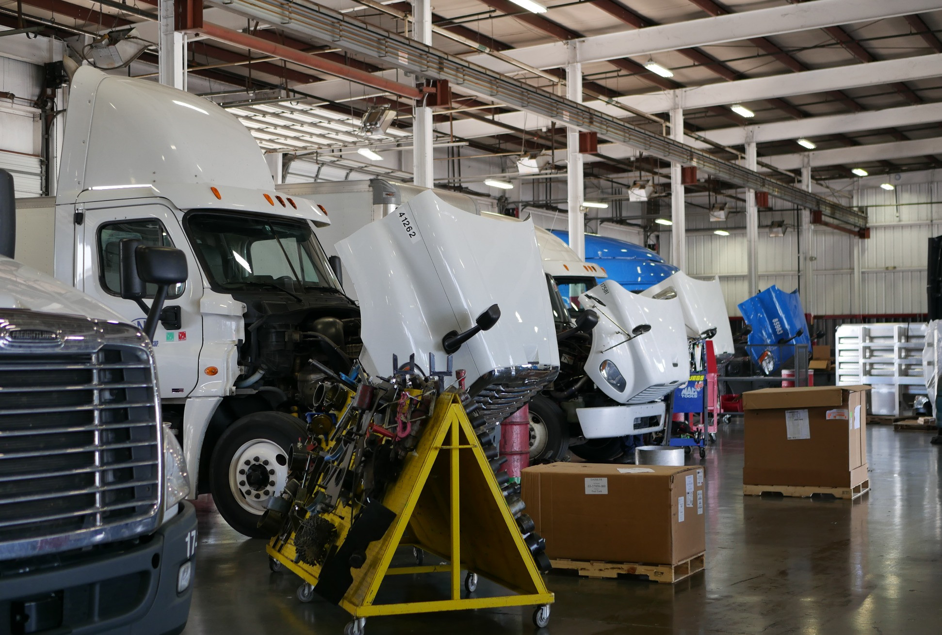 Mobile Semi Truck Repair & Service Birmingham Freightliner