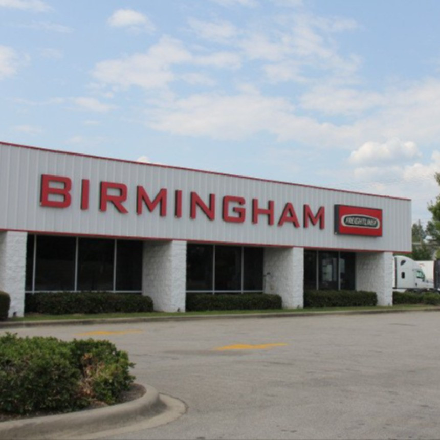 HeavyDuty and Semi Truck Alignment Technology Birmingham Freightliner